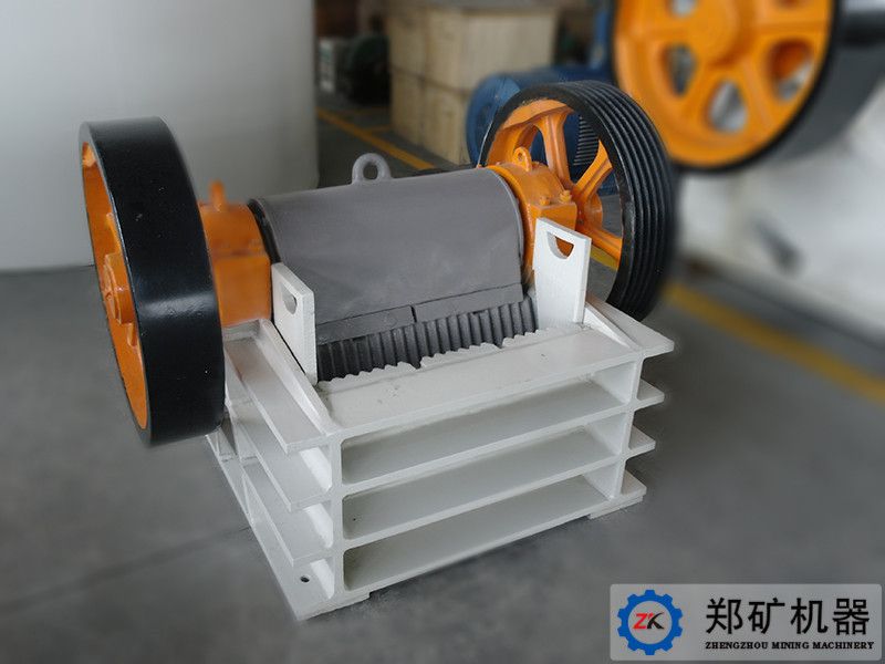 PE、PEX 系列顎式破碎機(jī)2.jpg